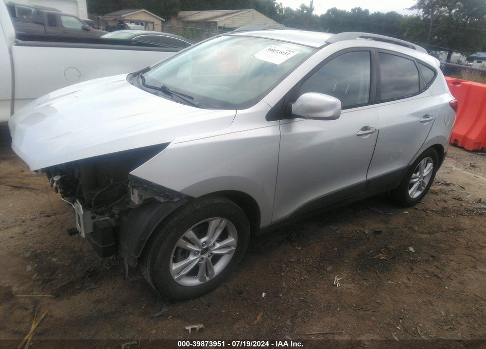 2010 HYUNDAI TUCSON GLS VIN: KM8JUCAC6AU021251
