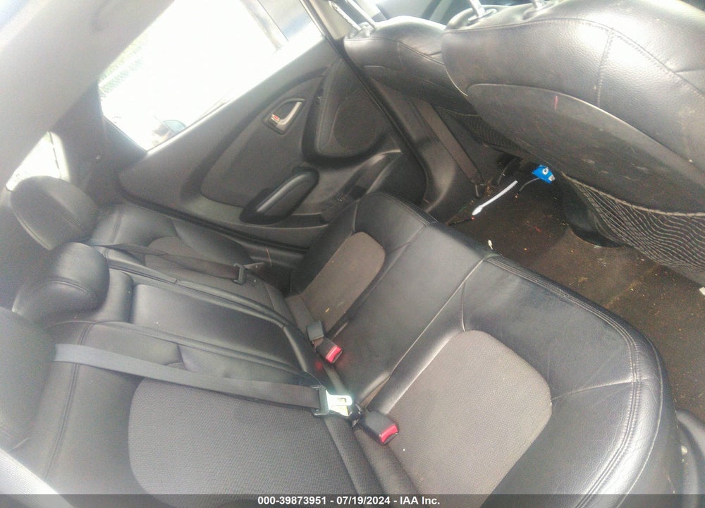 2010 HYUNDAI TUCSON GLS VIN: KM8JUCAC6AU021251