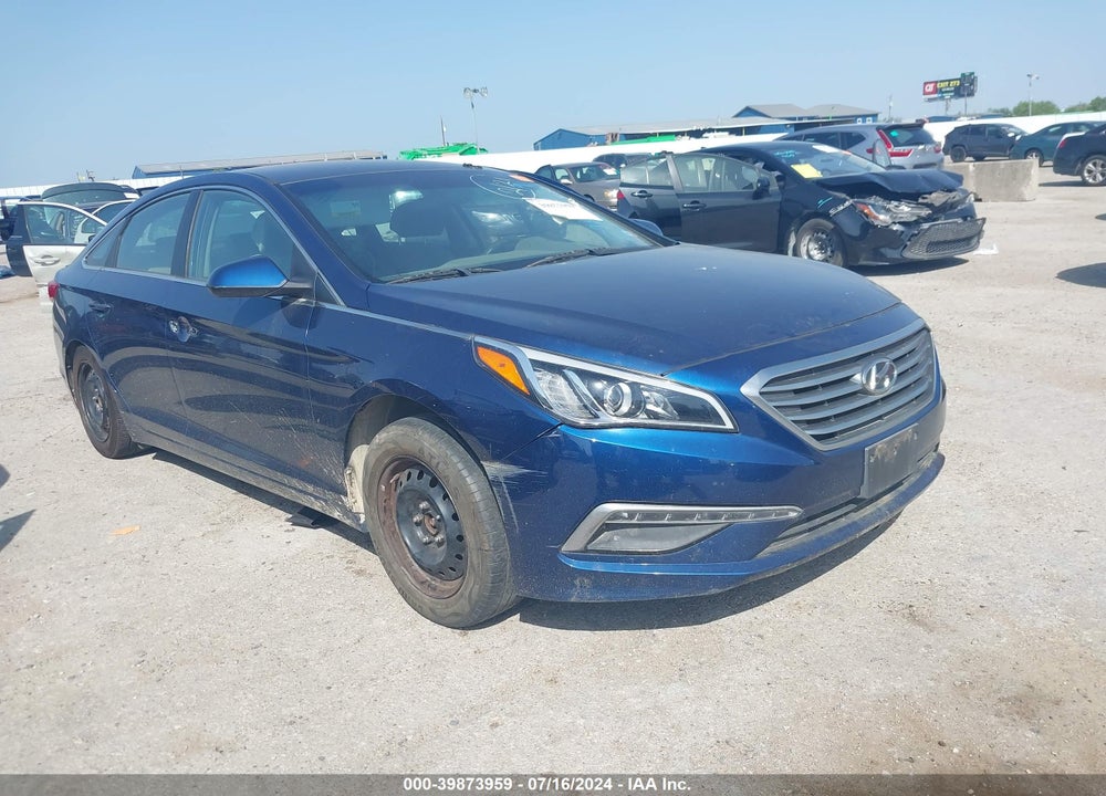 2015 HYUNDAI SONATA SE VIN: 5NPE24AF6FH156856