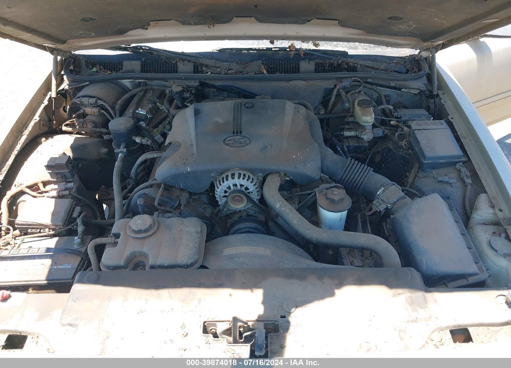 1998 FORD CROWN VICTORIA LX VIN: 2FAFP74W8WX182172