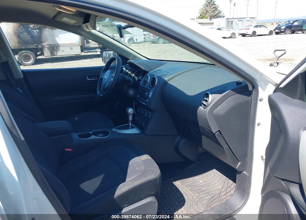 2013 NISSAN ROGUE S VIN: JN8AS5MVXDW660720