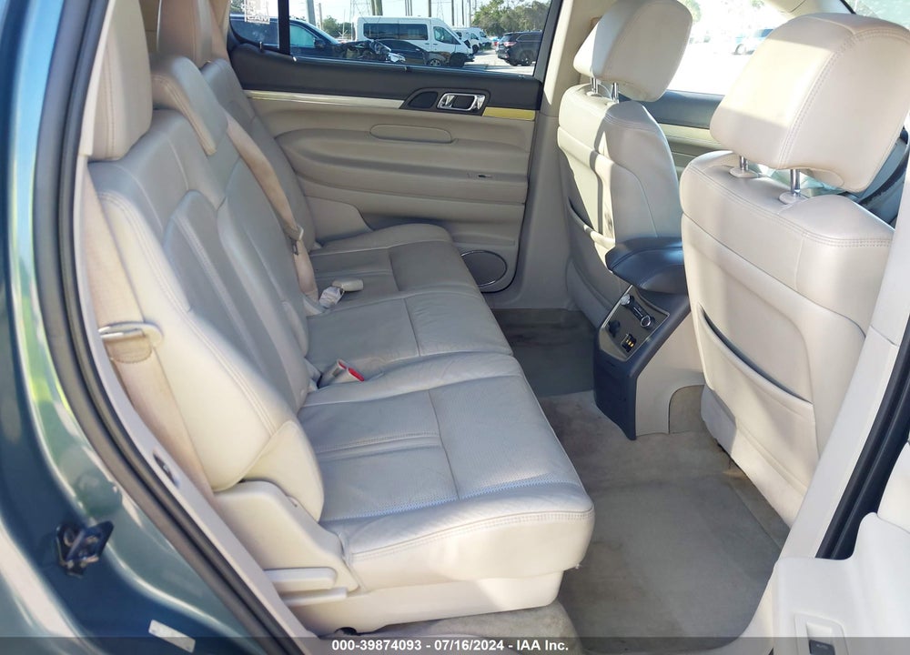 2010 LINCOLN MKT VIN: 2LMHJ5FR6ABJ04642