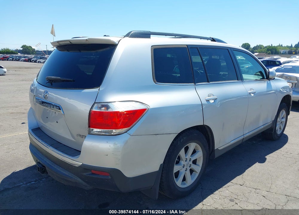 2013 TOYOTA HIGHLANDER VIN: 5TDBK3EH3DS247227