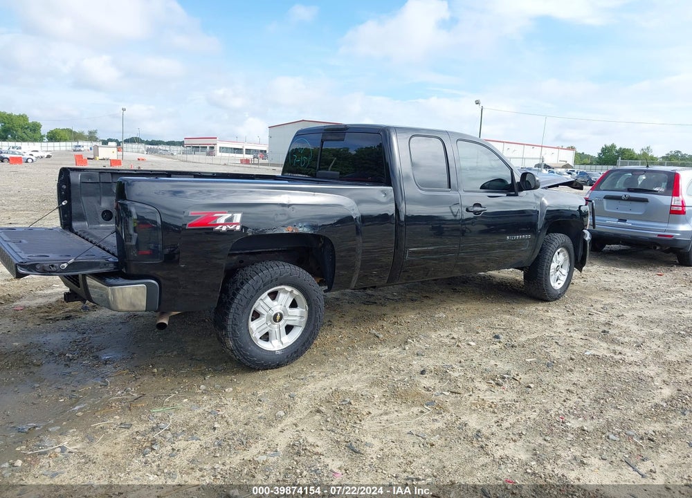 2013 CHEVROLET SILVERADO 1500 LT VIN: 1GCRKSE78DZ264376