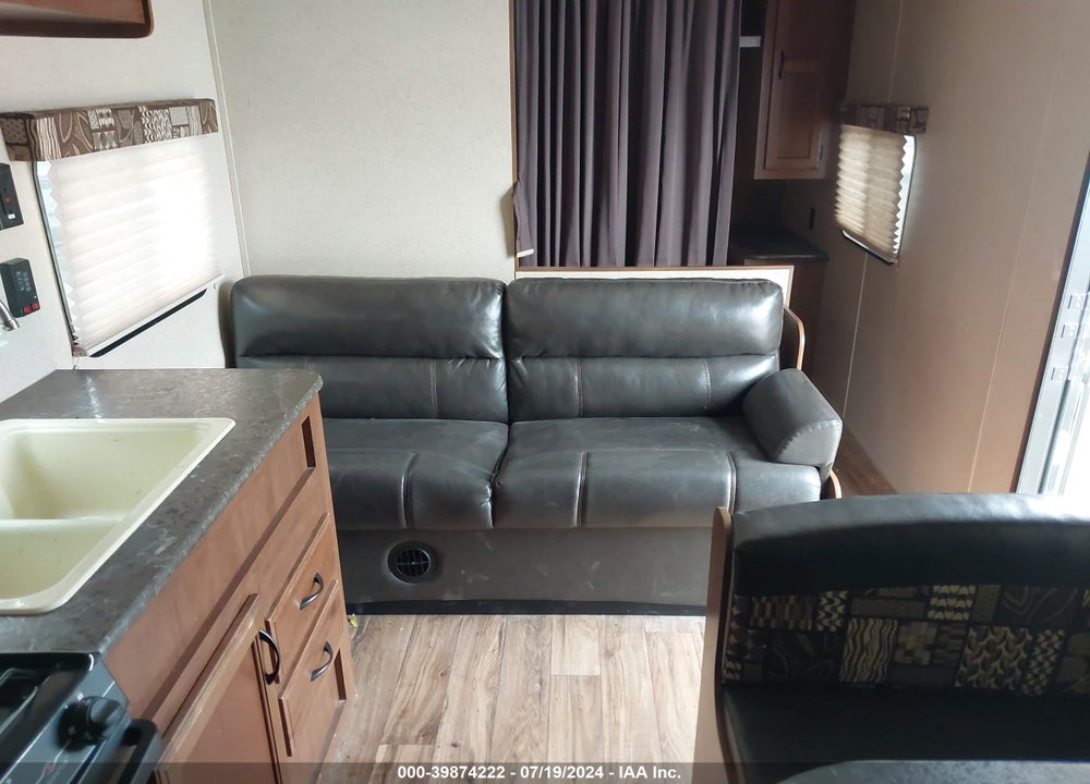 2016 OTHER JAYCO VIN: 1UJBJ0BN0G17V0985