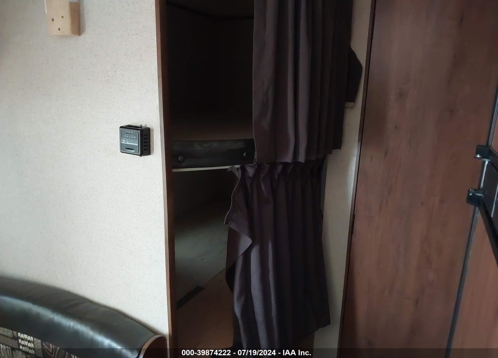 2016 OTHER JAYCO VIN: 1UJBJ0BN0G17V0985