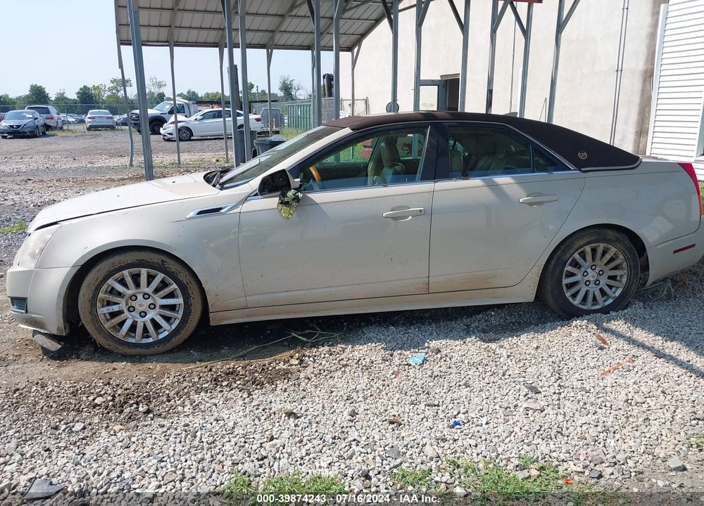2011 CADILLAC CTS LUXURY VIN: 1G6DG5EY5B0122481
