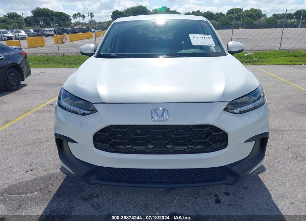 2024 HONDA HR-V 2WD LX VIN: 3CZRZ1H39RM734500