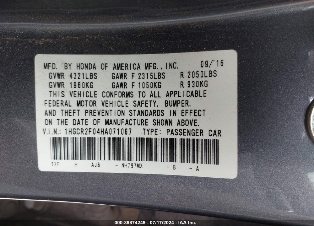 2017 HONDA ACCORD VIN: 1HGCR2F04HA071067