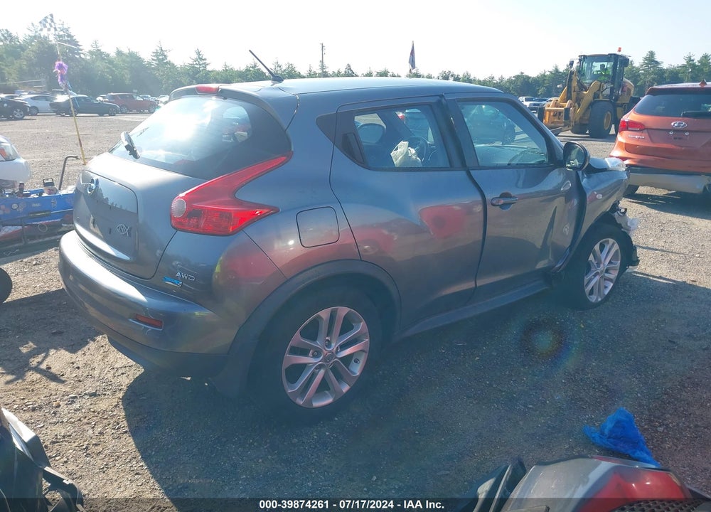 2014 NISSAN JUKE S VIN: JN8AF5MV2ET482518