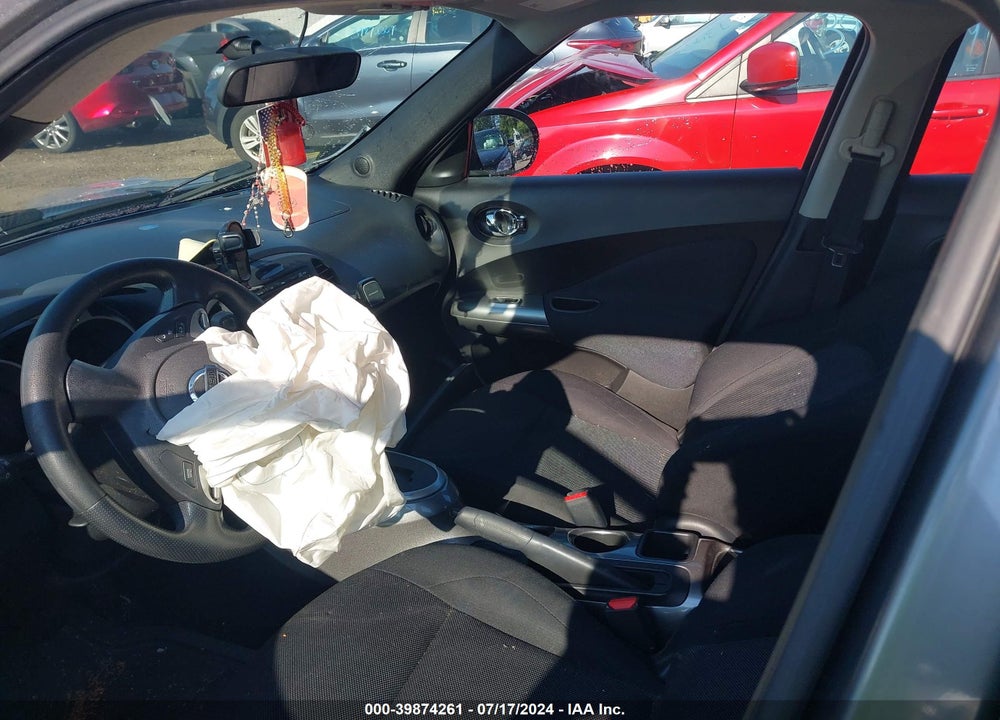 2014 NISSAN JUKE S VIN: JN8AF5MV2ET482518