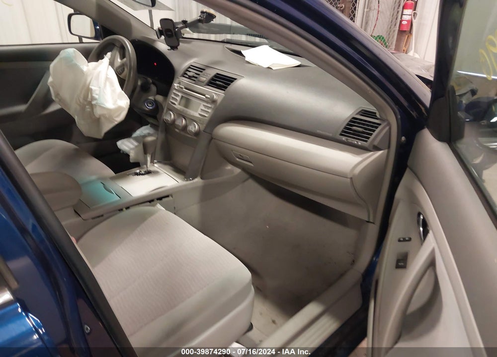 2010 TOYOTA CAMRY LE VIN: 4T1BF3EK1AU575586