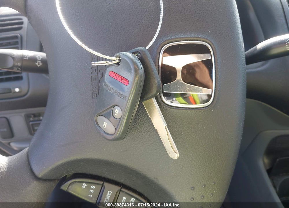 2005 HONDA CIVIC LX VIN: 2HGES155X5H614648