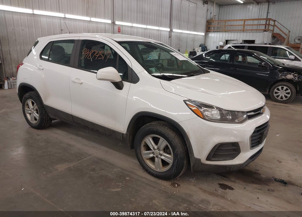 2017 CHEVROLET TRAX LS VIN: KL7CJNSB5HB158546