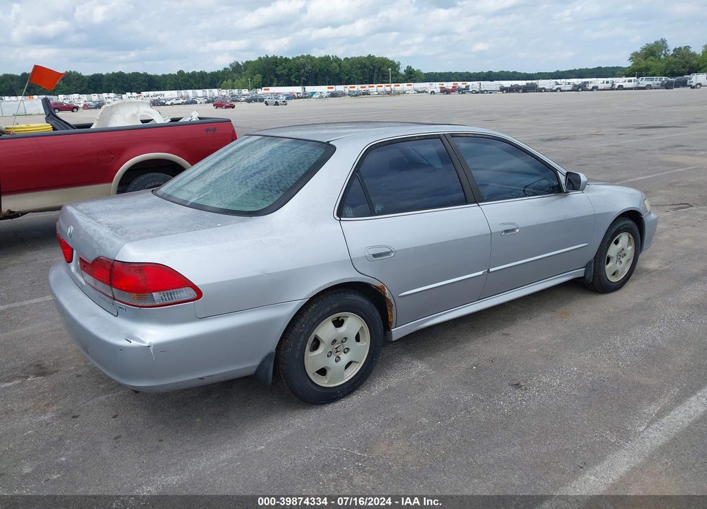 2001 HONDA ACCORD 3.0 EX VIN: 1HGCG16501A073917