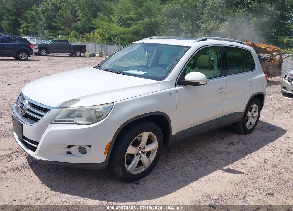 2010 VOLKSWAGEN TIGUAN WOLFSBURG EDITION VIN: WVGAV7AX0AW515486