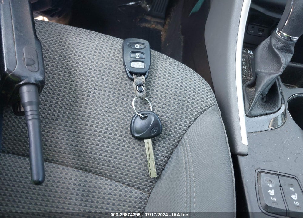 2014 HYUNDAI SONATA GLS VIN: 5NPEB4AC9EH860229