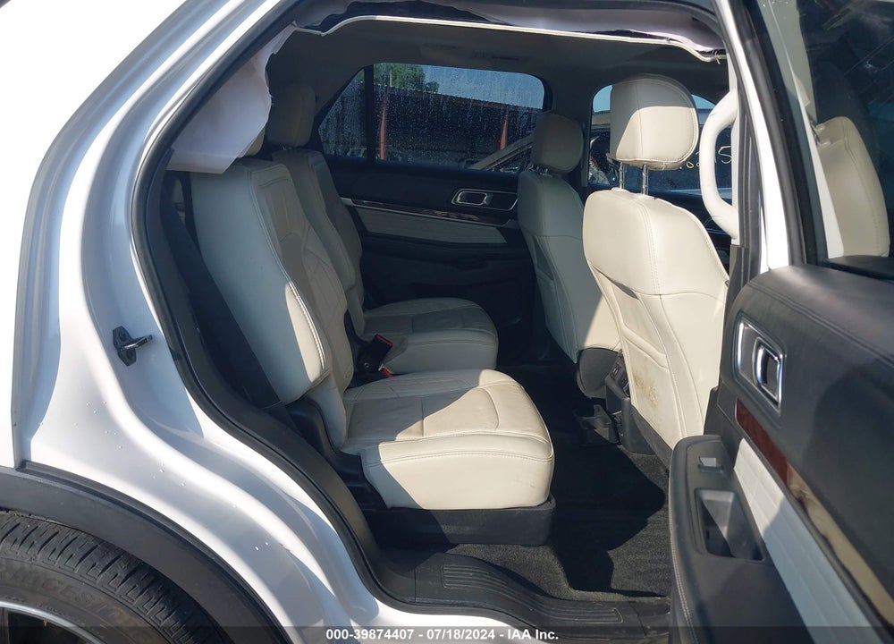 2016 FORD EXPLORER PLATINUM VIN: 1FM5K8HT8GGC71527