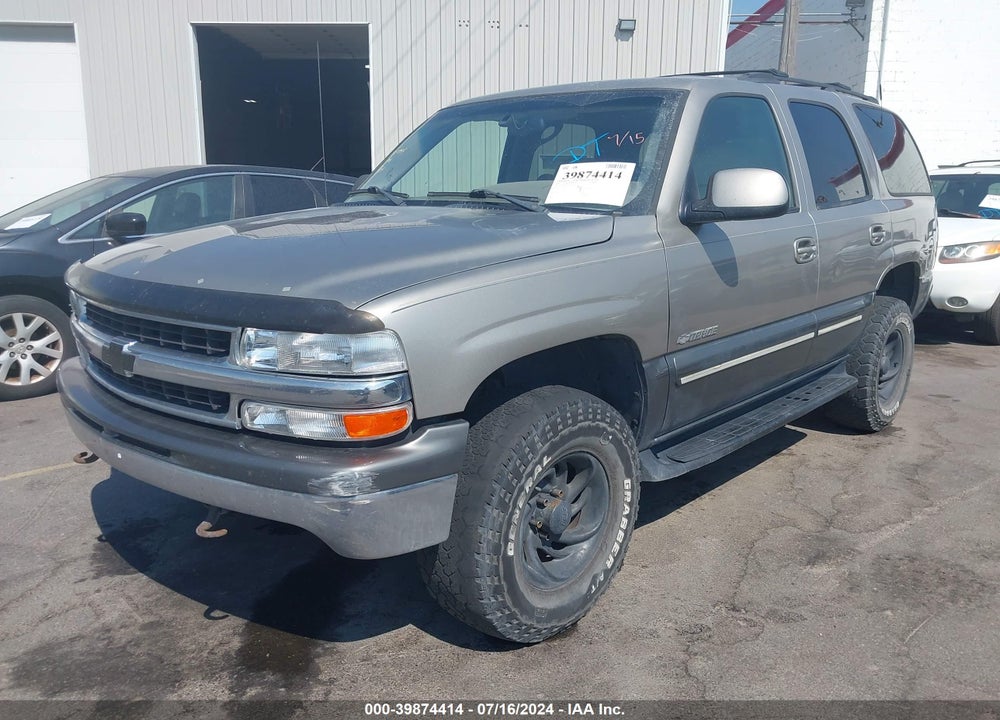 2001 CHEVROLET TAHOE LT VIN: 1GNEK13T81J115900