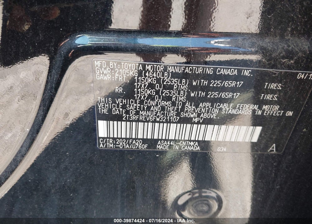 2015 TOYOTA RAV4 XLE VIN: 2T3RFREV6FW321107
