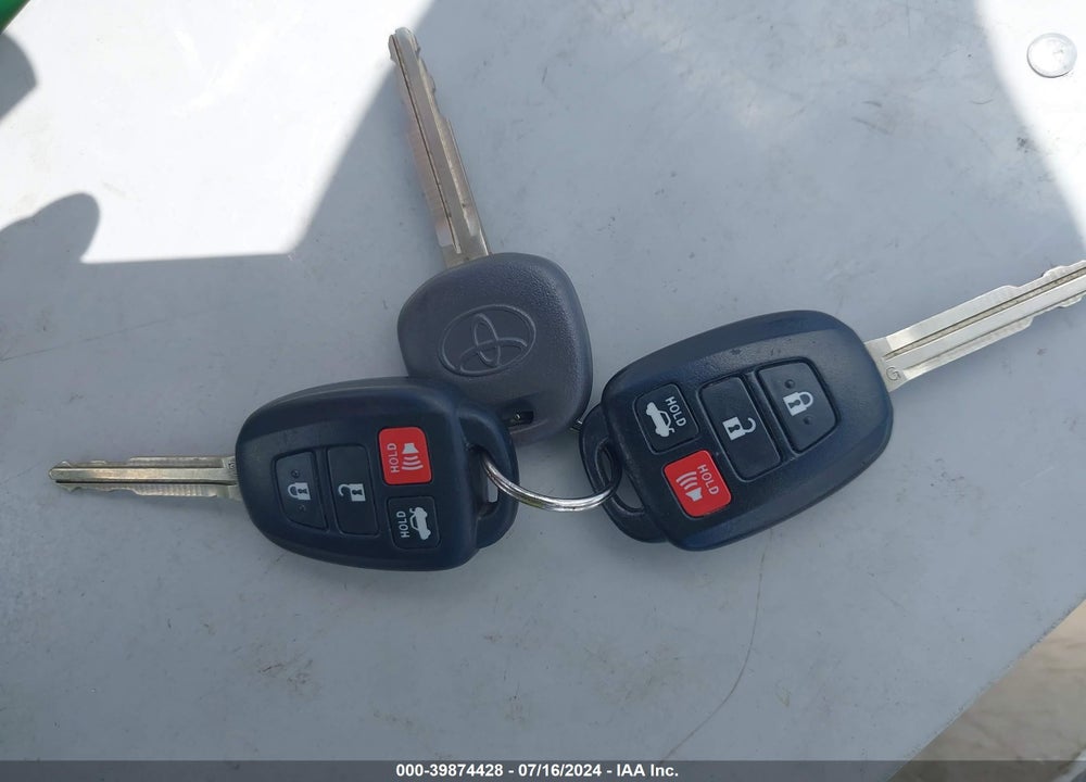 2013 TOYOTA CAMRY LE VIN: 4T1BF1FK4DU287990