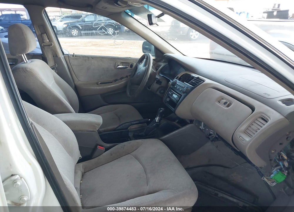 2002 HONDA ACCORD 2.3 LX VIN: JHMCG55402C002834