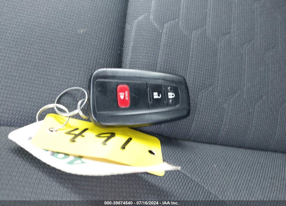 2019 TOYOTA COROLLA SE VIN: JTNK4RBE3K3070471