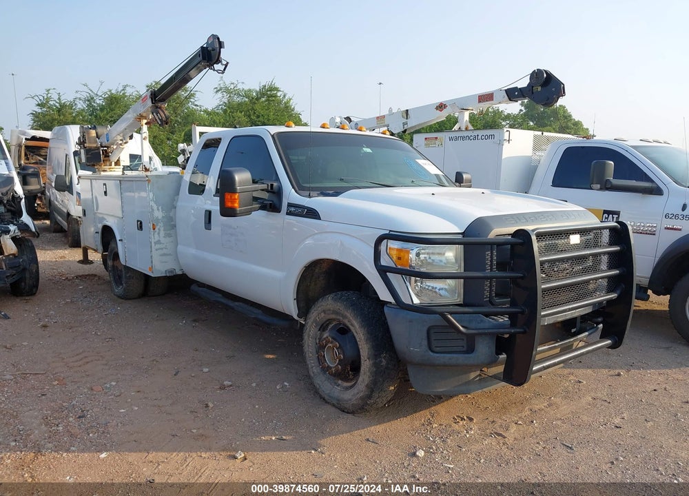 2015 FORD F-350 CHASSIS XL VIN: 1FD8X3H65FEA71551