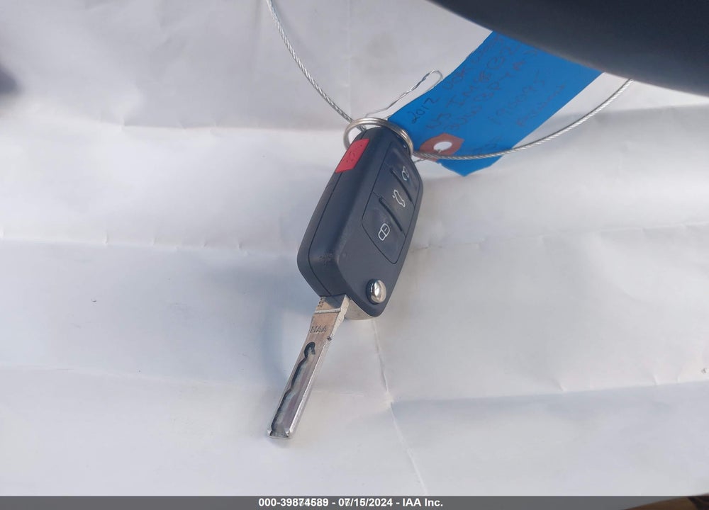 2013 VOLKSWAGEN JETTA 2.5L SE VIN: 3VWBP7AJ0DM400905