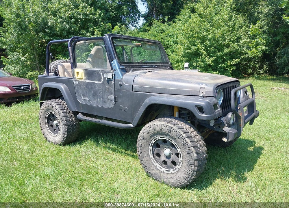 2000 JEEP WRANGLER SAHARA VIN: 1J4FA59S6YP745650