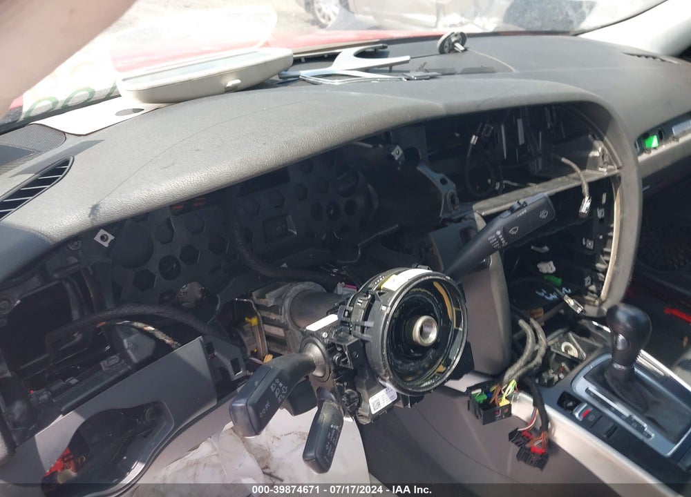 2011 AUDI A4 2.0T PREMIUM VIN: WAUAFAFL7BN027113