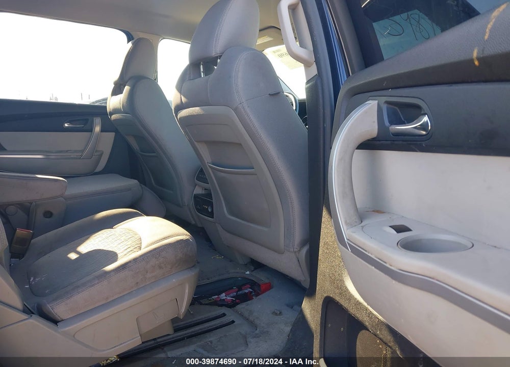 2011 GMC ACADIA SLE VIN: 1GKKRPEDXBJ264248