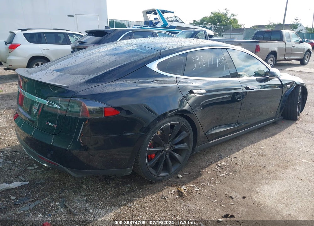2015 TESLA MODEL S 85D/P85D VIN: 5YJSA1H48FF100232