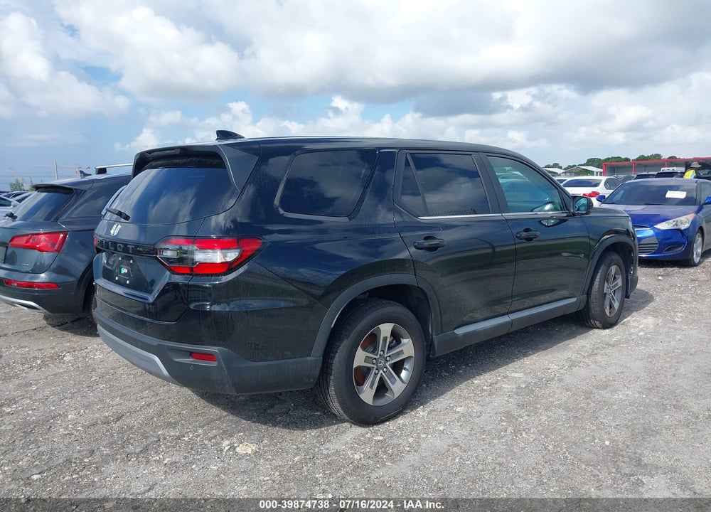 2023 HONDA PILOT VIN: 5FNYG1H57PB006152