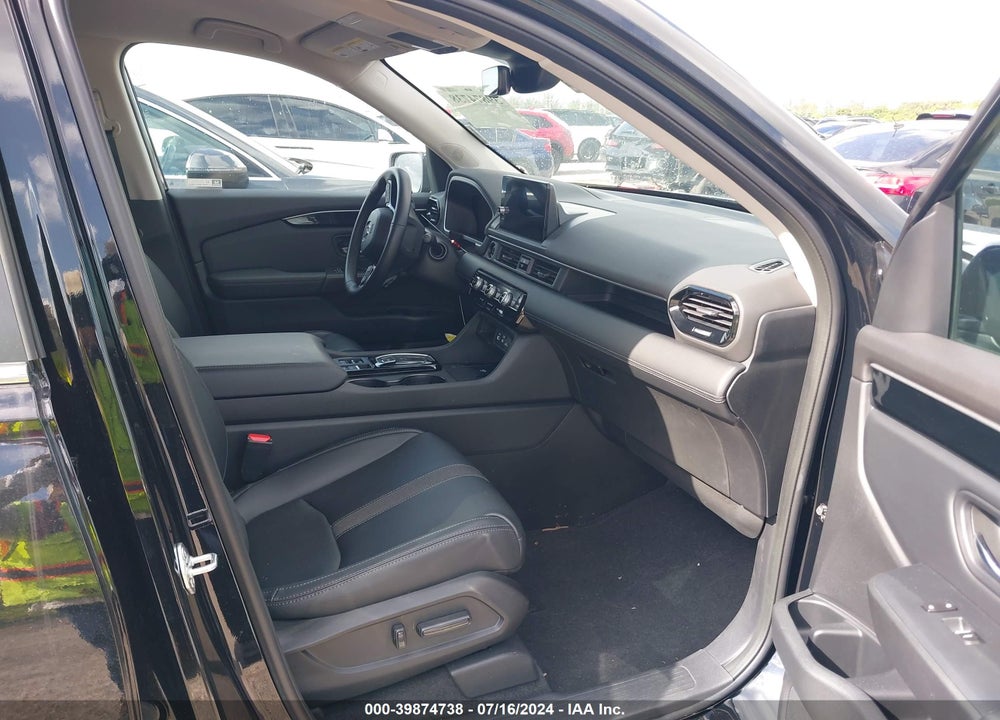 2023 HONDA PILOT VIN: 5FNYG1H57PB006152