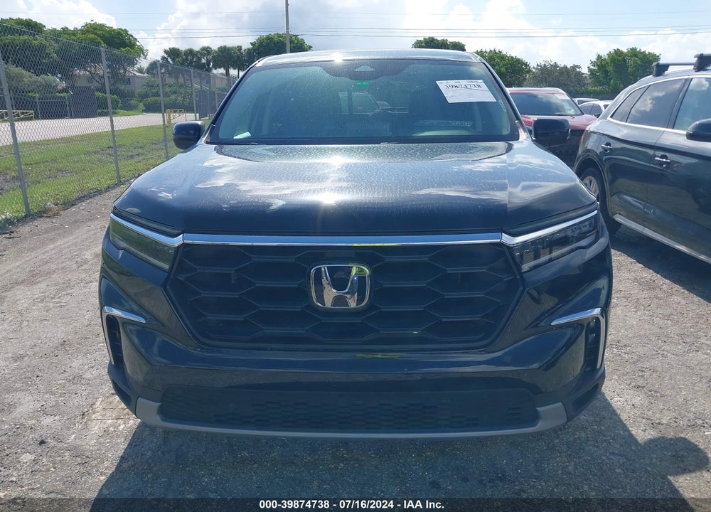 2023 HONDA PILOT VIN: 5FNYG1H57PB006152