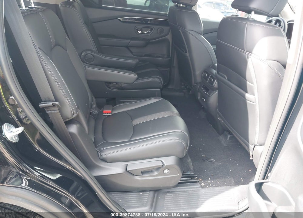 2023 HONDA PILOT VIN: 5FNYG1H57PB006152
