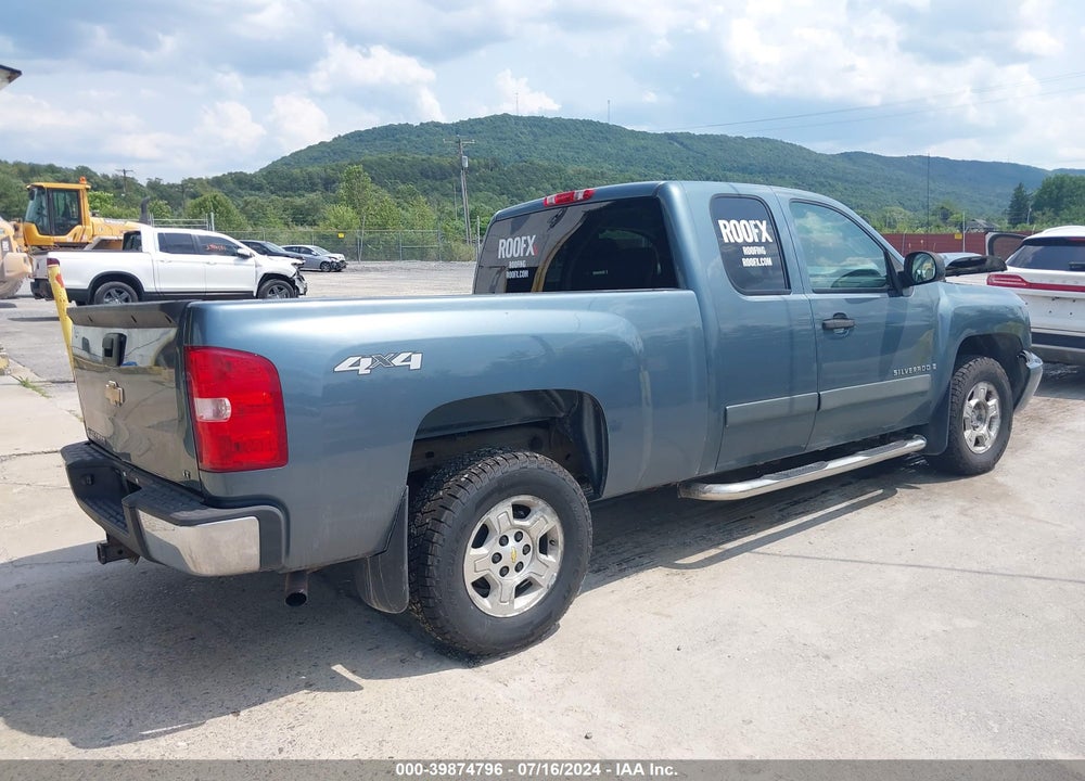 2007 CHEVROLET SILVERADO 1500 LT1 VIN: 2GCEK19J071580785
