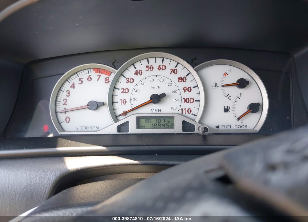 2005 TOYOTA COROLLA S VIN: 2T1BR30E15C407656