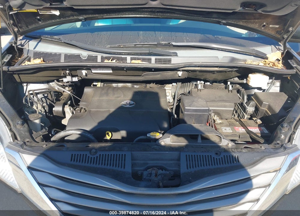 2013 TOYOTA SIENNA XLE 7 PASSENGER VIN: 5TDDK3DC1DS059921