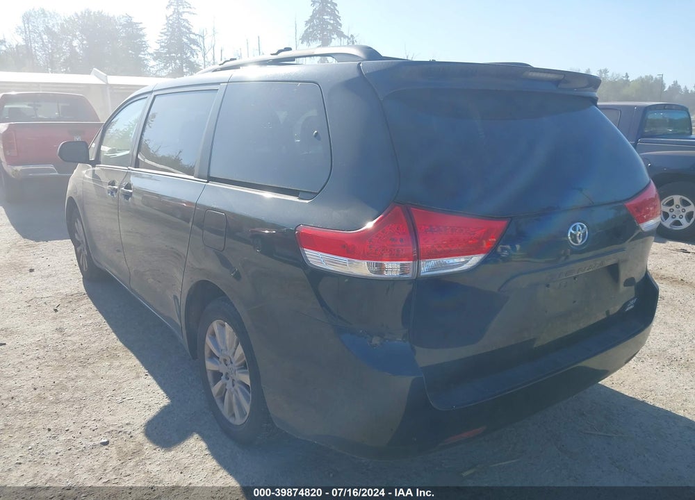 2013 TOYOTA SIENNA XLE 7 PASSENGER VIN: 5TDDK3DC1DS059921