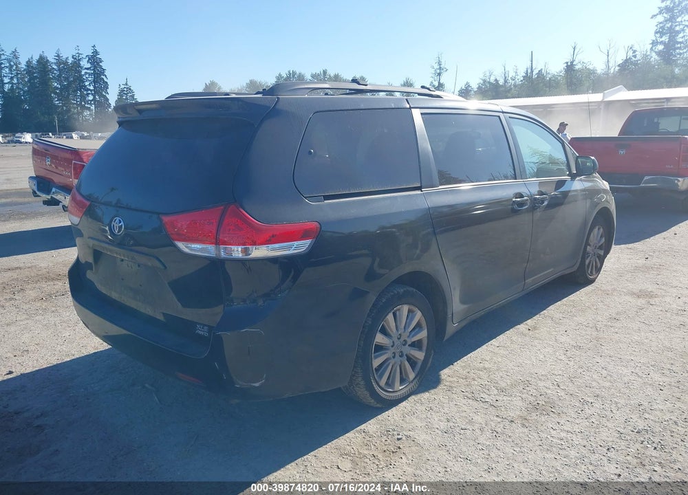 2013 TOYOTA SIENNA XLE 7 PASSENGER VIN: 5TDDK3DC1DS059921