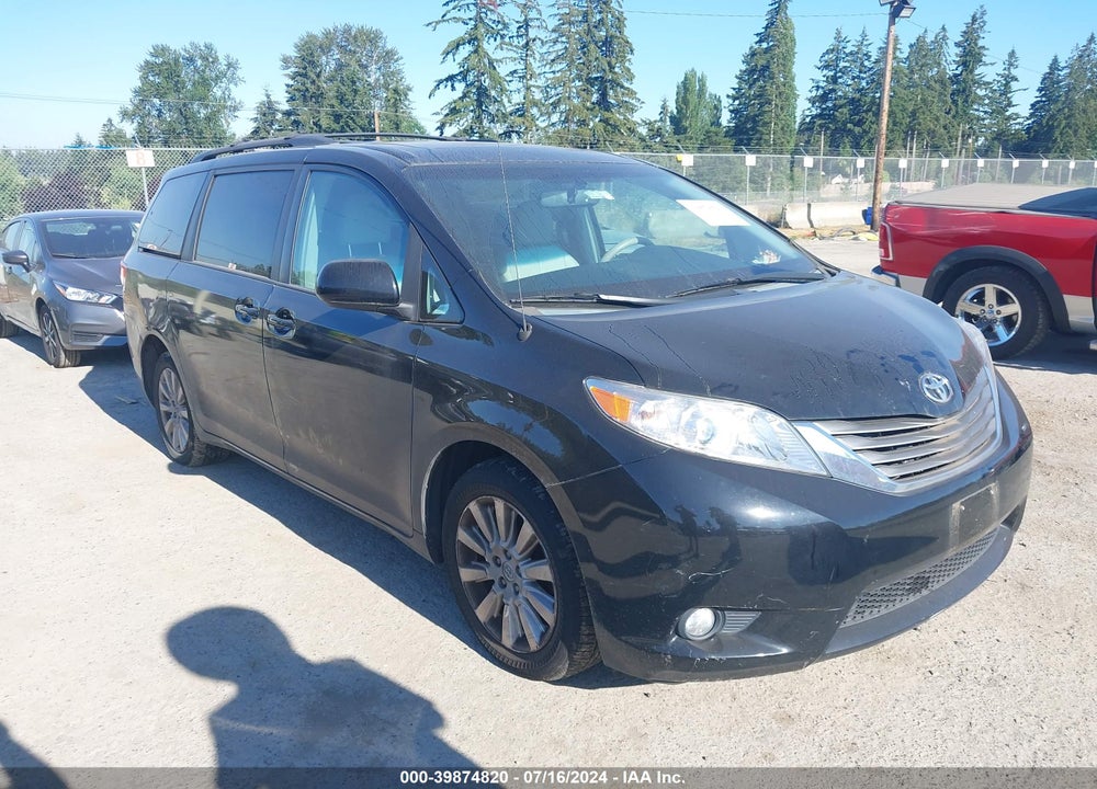 2013 TOYOTA SIENNA XLE 7 PASSENGER VIN: 5TDDK3DC1DS059921