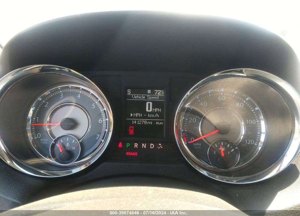 2015 CHRYSLER TOWN & COUNTRY TOURING-L VIN: 2C4RC1CG5FR583824