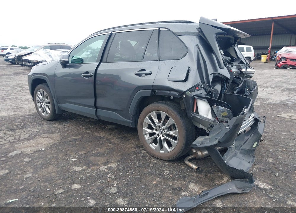 2021 TOYOTA RAV4 XLE PREMIUM VIN: 2T3A1RFV5MC163299