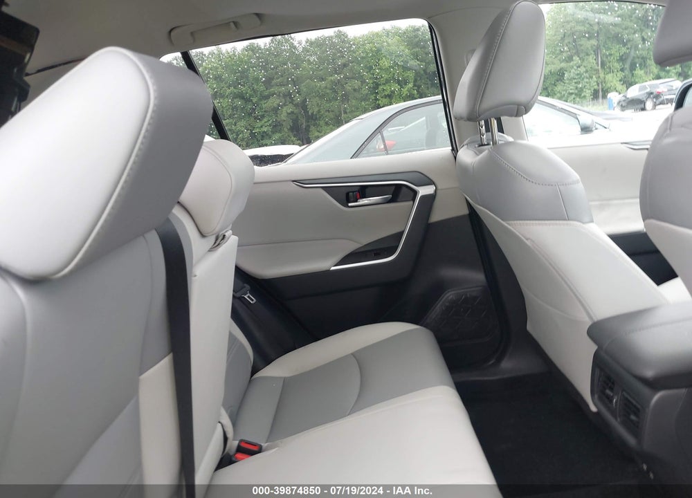 2021 TOYOTA RAV4 XLE PREMIUM VIN: 2T3A1RFV5MC163299