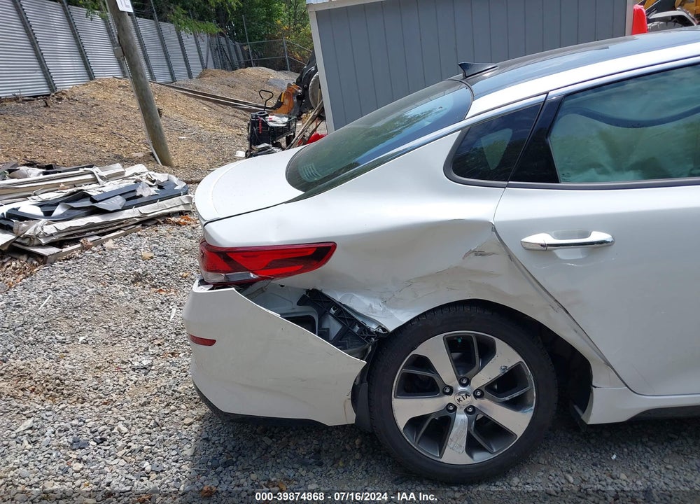 2020 KIA OPTIMA S VIN: 5XXGT4L39LG411693