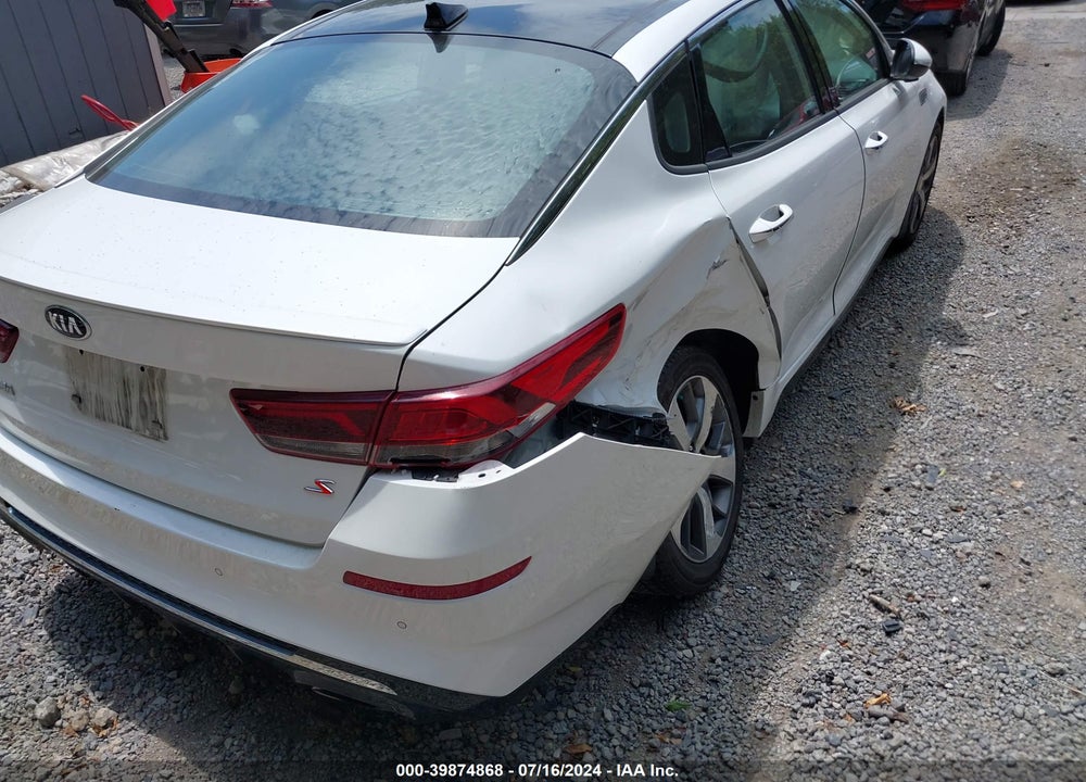 2020 KIA OPTIMA S VIN: 5XXGT4L39LG411693