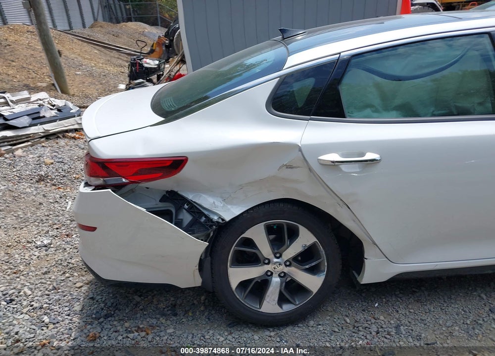 2020 KIA OPTIMA S VIN: 5XXGT4L39LG411693