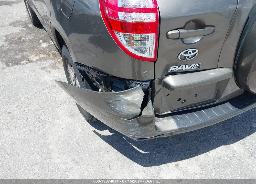 2011 TOYOTA RAV4 VIN: 2T3KF4DV5BW088241
